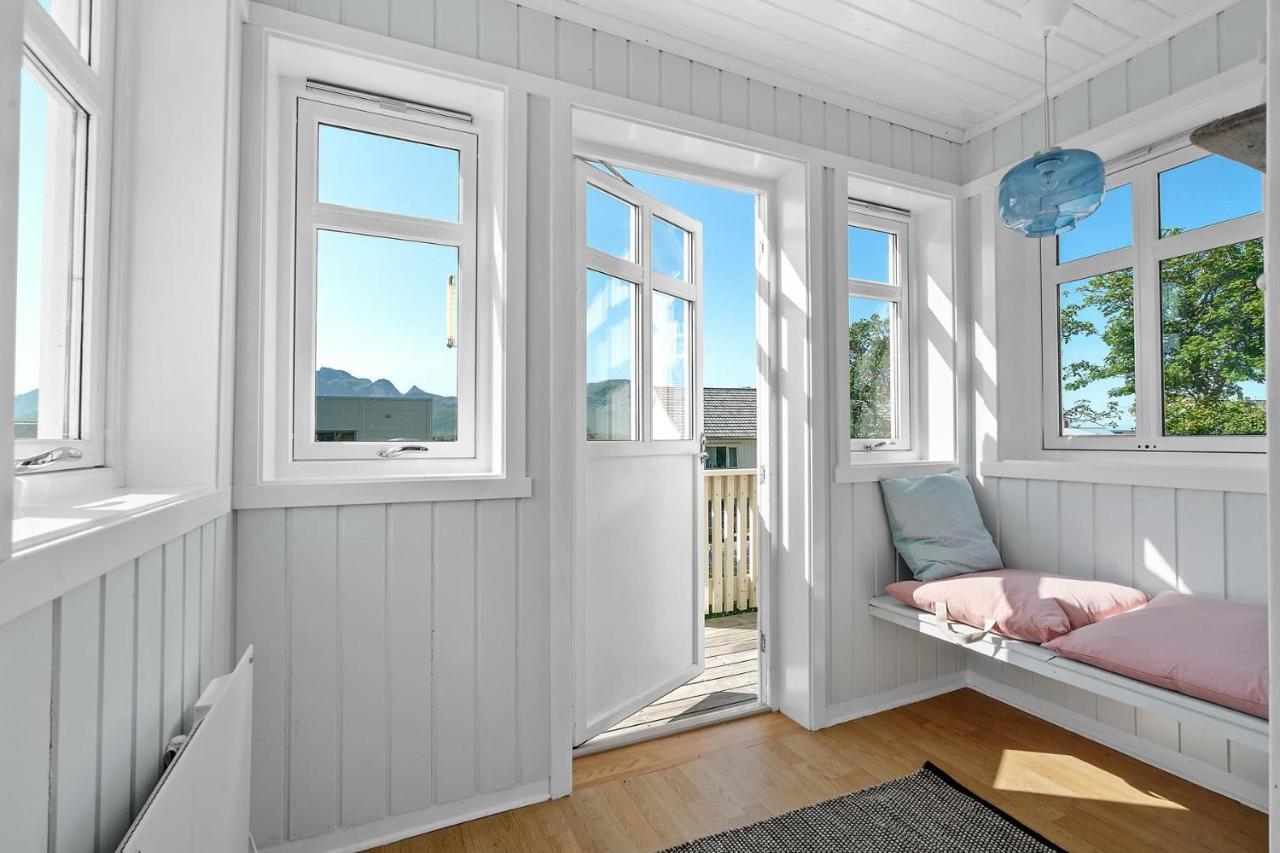 Hus Pa Vakre Ramberg Fra 1904 Villa Eksteriør billede