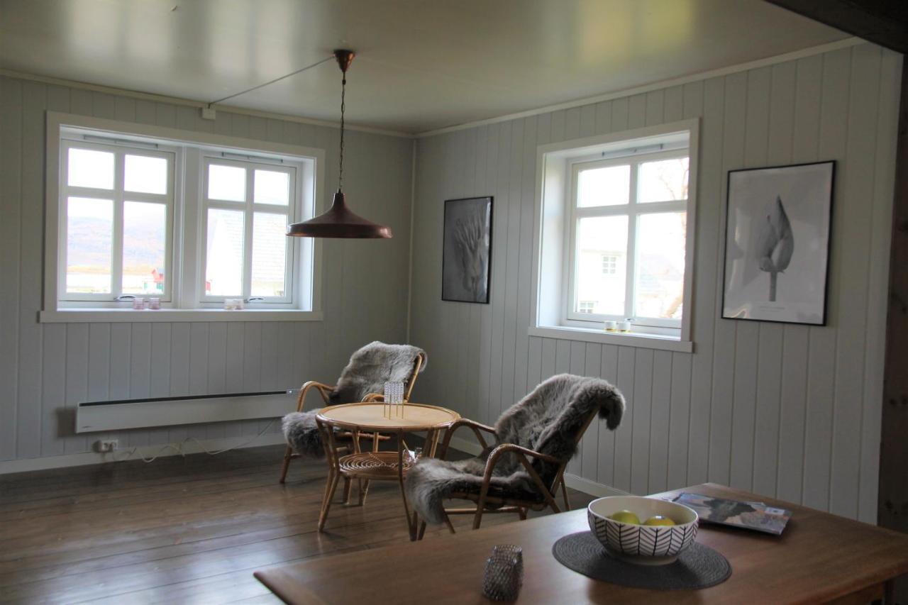 Hus Pa Vakre Ramberg Fra 1904 Villa Eksteriør billede